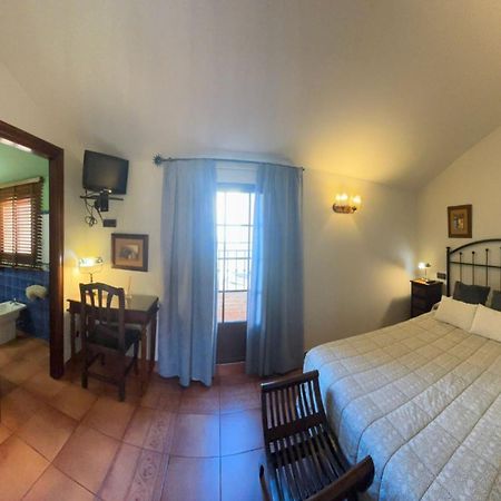 Hotel Baviera Linares  Buitenkant foto