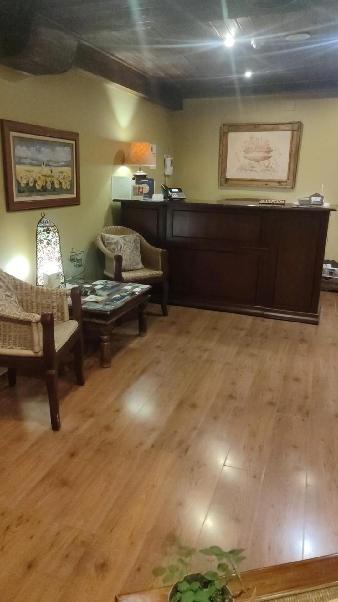 Hotel Baviera Linares  Buitenkant foto