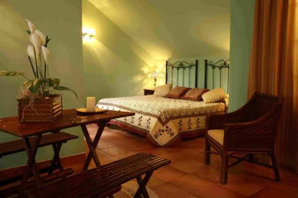Hotel Baviera Linares  Buitenkant foto
